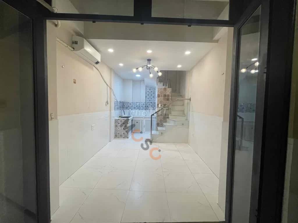 Cho thuê nhà hẻm Đoàn Văn Bơ Quận 4, TP.HCM – 3 phòng ngủ, giá 11.5 triệu — Hình 2 Cho thuê nhà hẻm Đoàn Văn Bơ Quận 4, TP.HCM – 3 phòng ngủ, giá 11.5 triệu — Hình 2