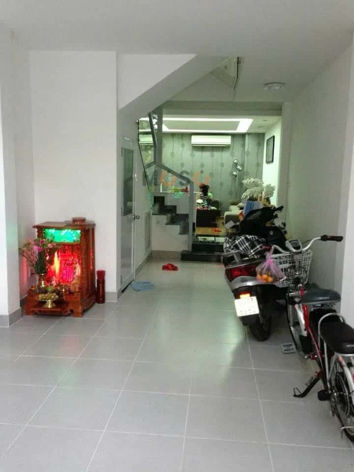 Bán nhà hẻm Huỳnh Văn Bánh Quận Phú Nhuận, TP.HCM – 5 phòng ngủ, giá 11.5 tỷ — Hình 2 Bán nhà hẻm Huỳnh Văn Bánh Quận Phú Nhuận, TP.HCM – 5 phòng ngủ, giá 11.5 tỷ — Hình 2