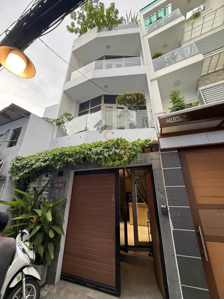 Bán nhà hẻm Lạc Long Quân Quận 11, TP.HCM – 2 phòng ngủ, giá 6.7 tỷ Bán nhà hẻm Lạc Long Quân Quận 11, TP.HCM – 2 phòng ngủ, giá 6.7 tỷ