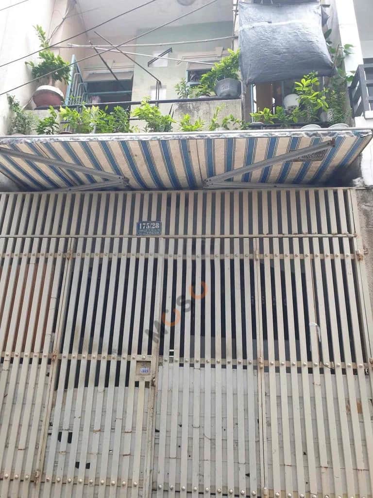 Bán nhà hẻm đường Cống Lở ( Trần Thị Trọng ) Quận Tân Bình, TP.HCM – 2 phòng ngủ, giá 5 tỷ Bán nhà hẻm đường Cống Lở ( Trần Thị Trọng ) Quận Tân Bình, TP.HCM – 2 phòng ngủ, giá 5 tỷ