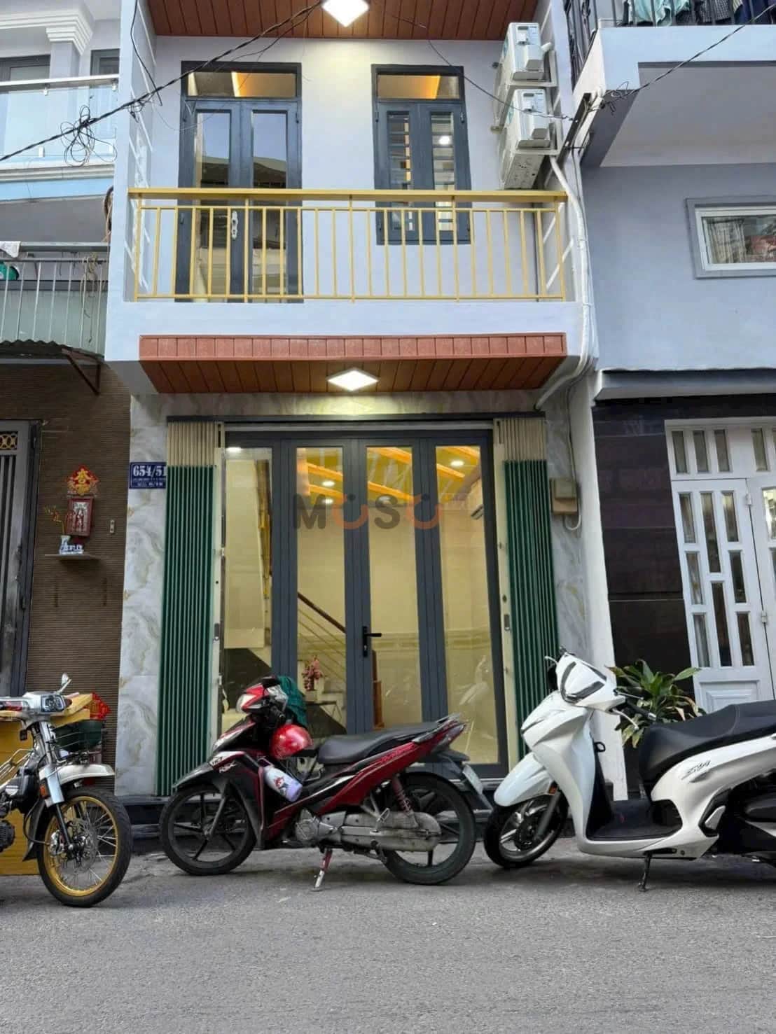 Bán nhà hẻm đường Lạc Long Quân Quận Tân Bình, TP.HCM – 2 phòng ngủ, giá 3.2 tỷ Bán nhà hẻm đường Lạc Long Quân Quận Tân Bình, TP.HCM – 2 phòng ngủ, giá 3.2 tỷ