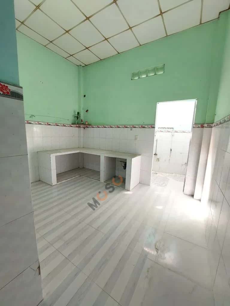Bán nhà hẻm Ấp Chánh Huyện Bến Lức, Long An – 2 phòng ngủ, giá 950 triệu — Hình 3 Bán nhà hẻm Ấp Chánh Huyện Bến Lức, Long An – 2 phòng ngủ, giá 950 triệu — Hình 3