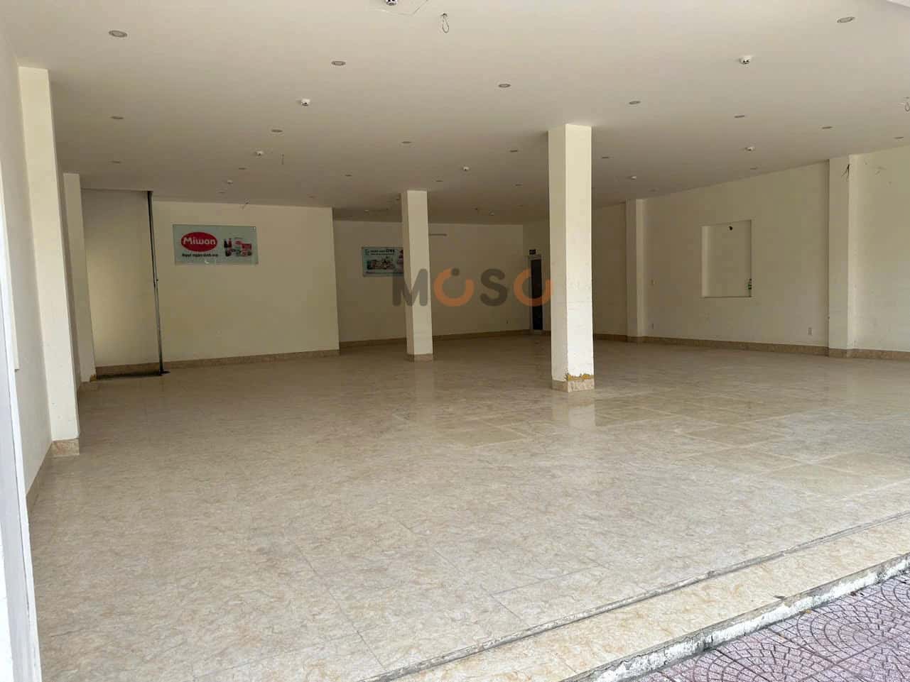 Bán nhà mặt tiền 27 Trần Đại Nghĩa Quận Ngũ Hành Sơn, TP. Đà Nẵng – 2 phòng ngủ, giá 25.5 tỷ — Hình 2 Bán nhà mặt tiền 27 Trần Đại Nghĩa Quận Ngũ Hành Sơn, TP. Đà Nẵng – 2 phòng ngủ, giá 25.5 tỷ — Hình 2