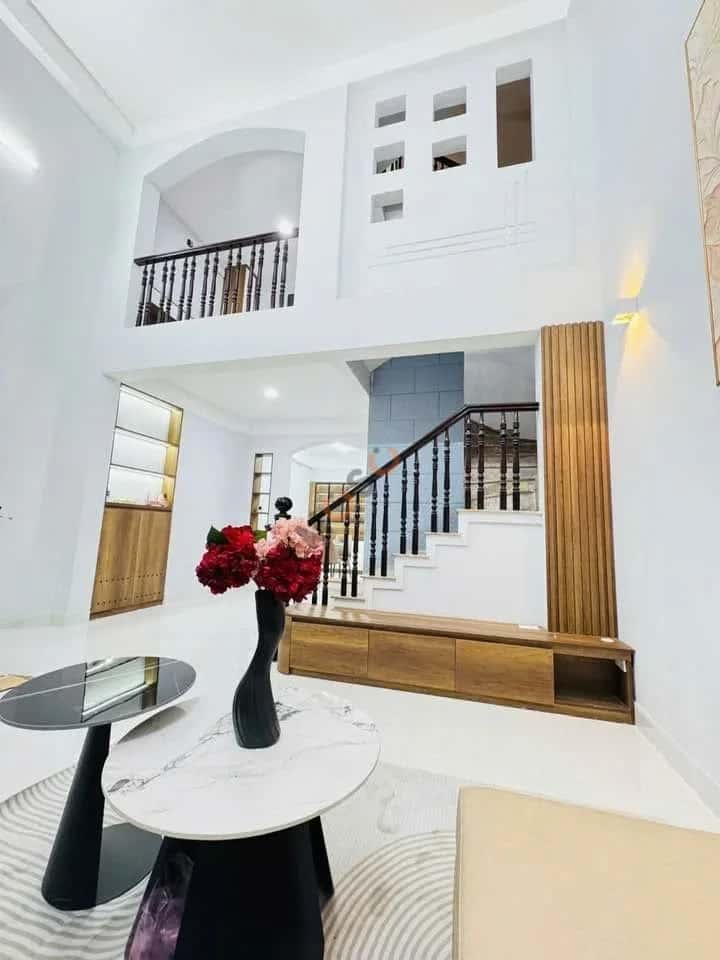 Bán nhà hẻm Hồ Biểu Chánh Quận Phú Nhuận, TP.HCM – 4 phòng ngủ, giá 11.7 tỷ — Hình 2 Bán nhà hẻm Hồ Biểu Chánh Quận Phú Nhuận, TP.HCM – 4 phòng ngủ, giá 11.7 tỷ — Hình 2