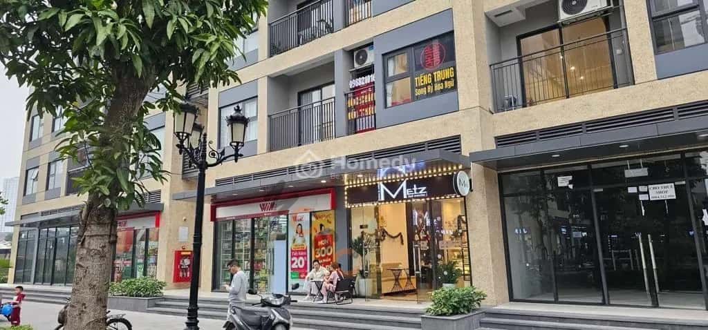 Cho thuê nhà mặt tiền Phố Chu Huy Mân Phúc Lợi, Hà Nội – giá 70 triệu — Hình 3 Cho thuê nhà mặt tiền Phố Chu Huy Mân Phúc Lợi, Hà Nội – giá 70 triệu — Hình 3