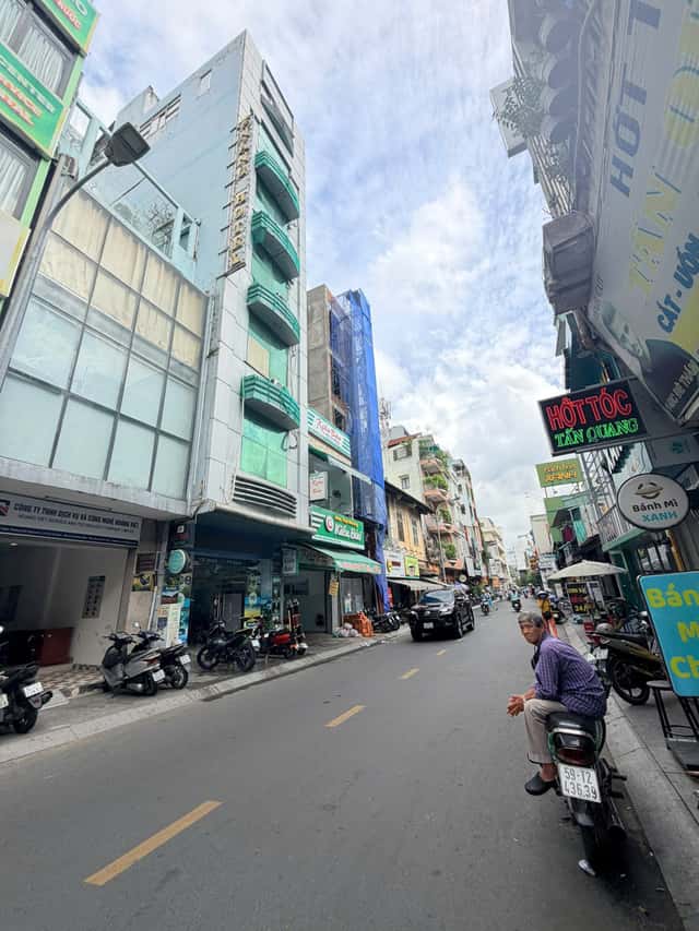 Bán nhà mặt tiền Đề Thám Quận 1, TP.HCM – giá 50 tỷ Bán nhà mặt tiền Đề Thám Quận 1, TP.HCM – giá 50 tỷ