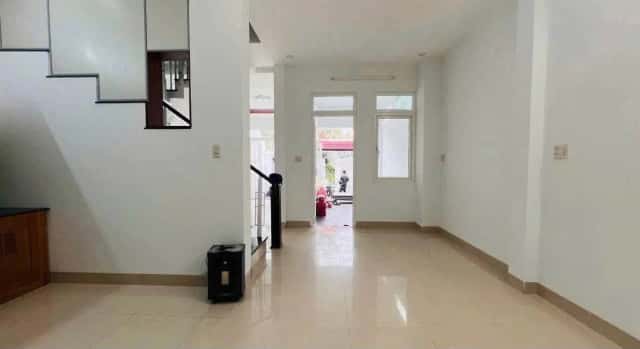 Bán nhà mặt tiền Gò Cây Sung Thành phố Nha Trang, Khánh Hòa – 3 phòng ngủ, giá 6 tỷ Bán nhà mặt tiền Gò Cây Sung Thành phố Nha Trang, Khánh Hòa – 3 phòng ngủ, giá 6 tỷ