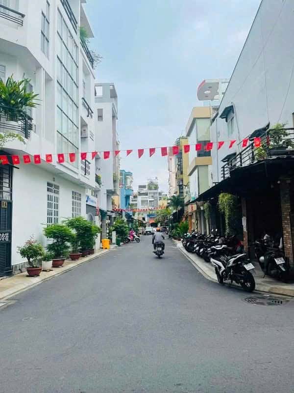 Bán nhà mặt tiền Thép Mới Quận Tân Bình, TP.HCM – giá 9.3 tỷ Bán nhà mặt tiền Thép Mới Quận Tân Bình, TP.HCM – giá 9.3 tỷ