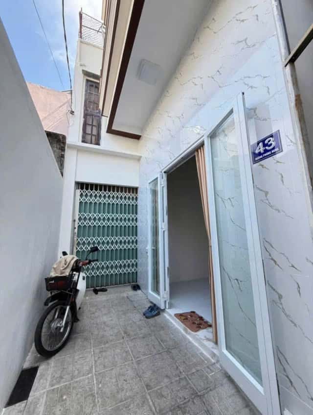 Bán nhà hẻm Phùng Hưng Thành phố Nha Trang, Khánh Hòa – 3 phòng ngủ, giá 2.6 tỷ Bán nhà hẻm Phùng Hưng Thành phố Nha Trang, Khánh Hòa – 3 phòng ngủ, giá 2.6 tỷ