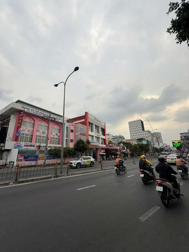 Bán nhà mặt tiền Phan Đăng Lưu Quận Phú Nhuận, TP.HCM – giá 357 tỷ Bán nhà mặt tiền Phan Đăng Lưu Quận Phú Nhuận, TP.HCM – giá 357 tỷ