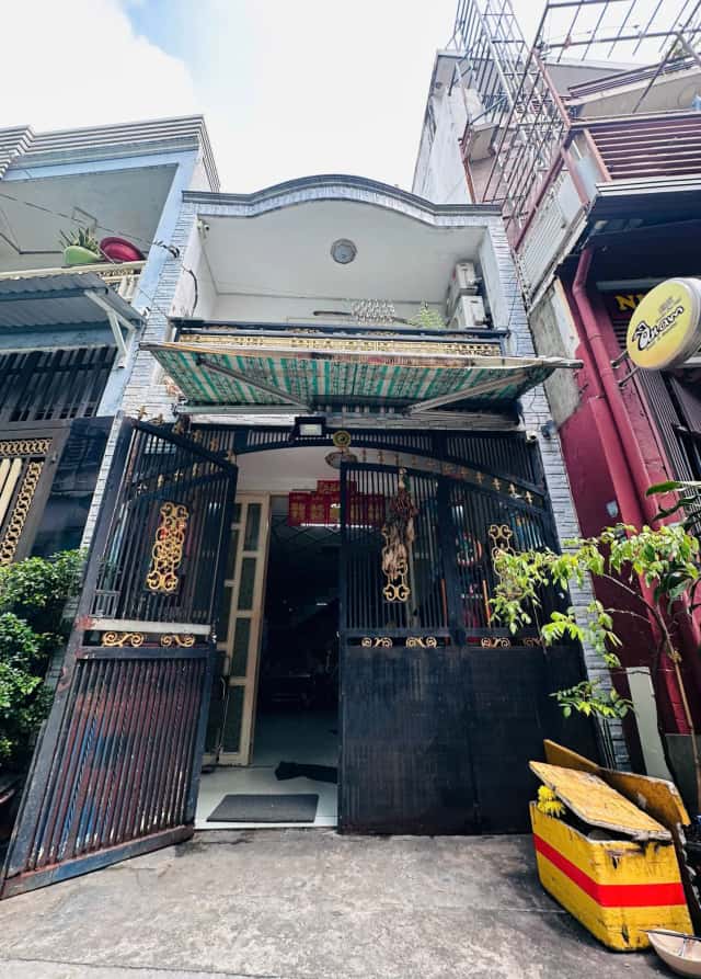 Bán nhà hẻm Trương Phước Phan Quận Bình Tân, TP.HCM – 2 phòng ngủ, giá 4.7 tỷ Bán nhà hẻm Trương Phước Phan Quận Bình Tân, TP.HCM – 2 phòng ngủ, giá 4.7 tỷ