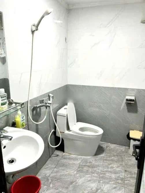 Cho thuê nhà hẻm Phố Tuệ Tĩnh Hai Bà Trưng, Hà Nội – 6 phòng ngủ, giá 55 triệu Cho thuê nhà hẻm Phố Tuệ Tĩnh Hai Bà Trưng, Hà Nội – 6 phòng ngủ, giá 55 triệu