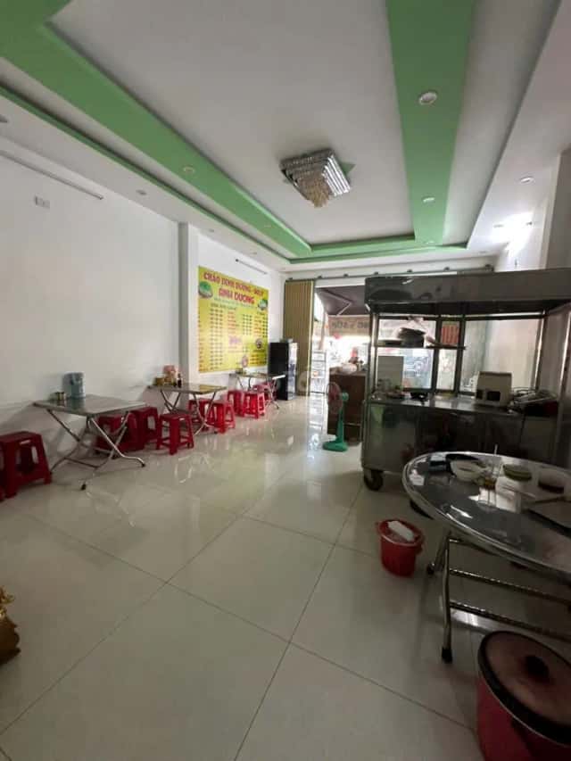 Cho thuê nhà mặt tiền Phạm Hùng Hoa Xuan, Da Nang – 2 phòng ngủ, giá 10 triệu Cho thuê nhà mặt tiền Phạm Hùng Hoa Xuan, Da Nang – 2 phòng ngủ, giá 10 triệu