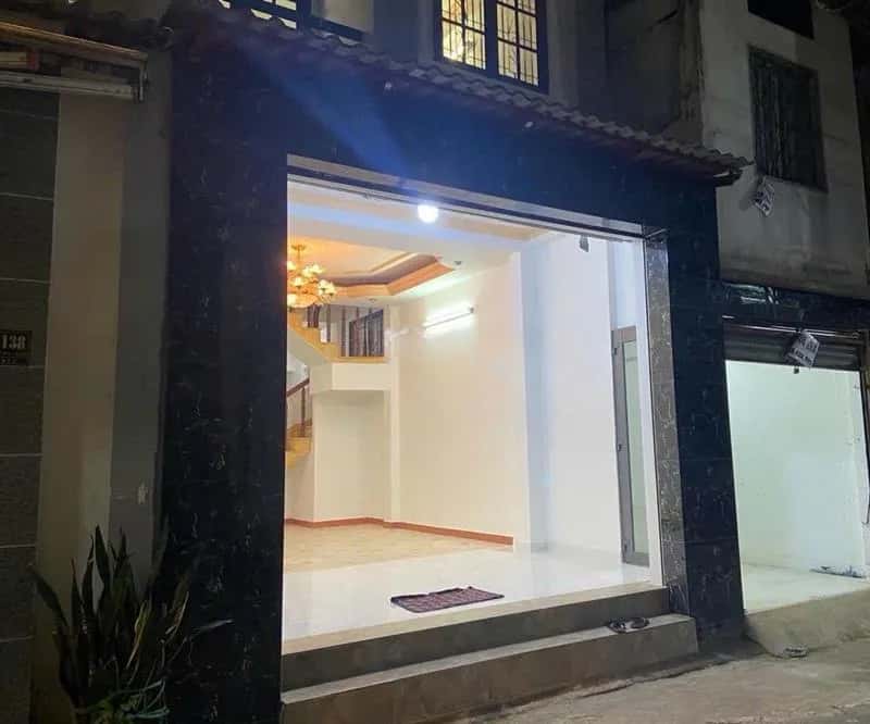 Cho thuê nhà hẻm Lý Thường Kiệt Quận Tân Bình, TP.HCM – 4 phòng ngủ, giá 16 triệu Cho thuê nhà hẻm Lý Thường Kiệt Quận Tân Bình, TP.HCM – 4 phòng ngủ, giá 16 triệu