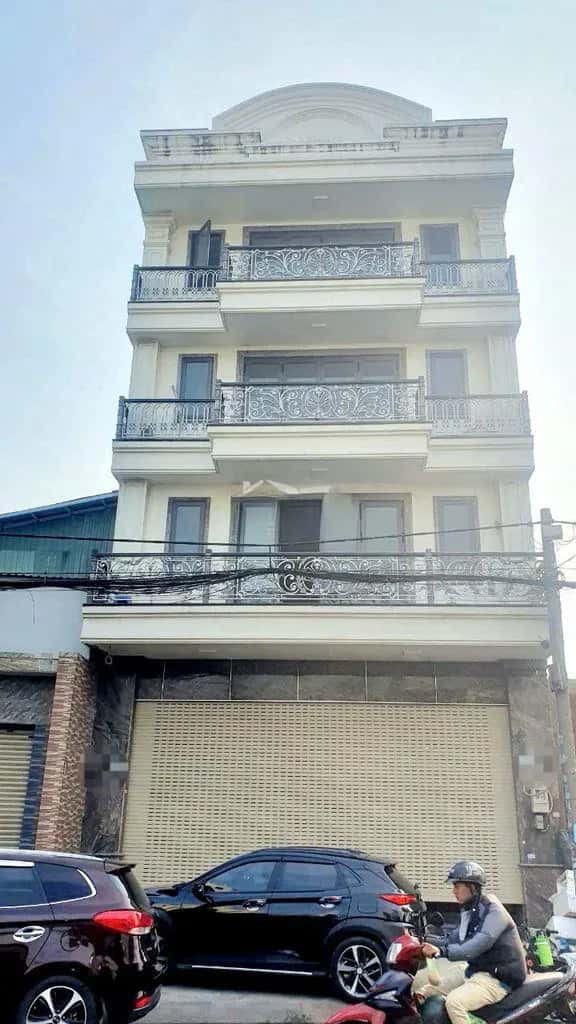 Cho thuê nhà hẻm Đường Đào Duy Anh Quận Phú Nhuận, TP.HCM – 7 phòng ngủ, giá 33 triệu Cho thuê nhà hẻm Đường Đào Duy Anh Quận Phú Nhuận, TP.HCM – 7 phòng ngủ, giá 33 triệu