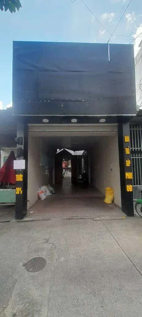 Cho thuê nhà hẻm Lê Hồng Phong Dĩ An, TP.HCM – 3 phòng ngủ, giá 20 triệu Cho thuê nhà hẻm Lê Hồng Phong Dĩ An, TP.HCM – 3 phòng ngủ, giá 20 triệu