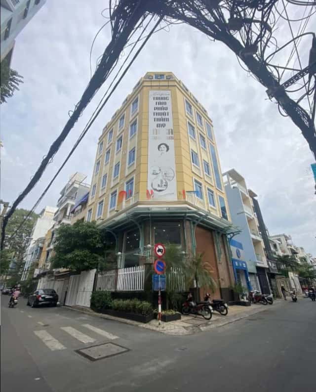 Cho thuê nhà mặt tiền Nguyễn Hiền Quận 3, TP.HCM – giá 300 triệu Cho thuê nhà mặt tiền Nguyễn Hiền Quận 3, TP.HCM – giá 300 triệu