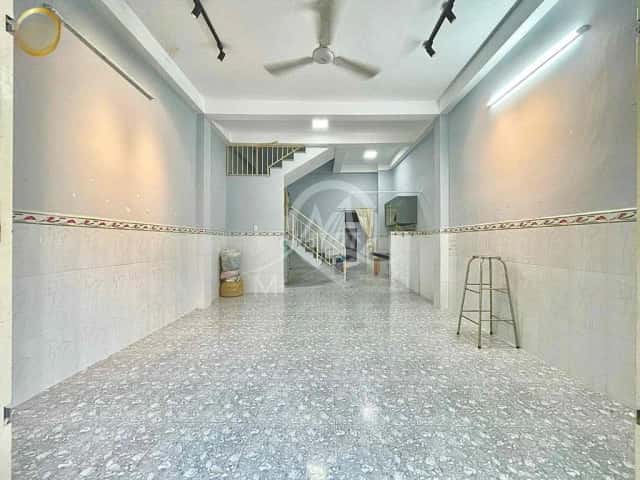 Cho thuê nhà hẻm Lạc Long Quân Quận Tân Bình, TP.HCM – 2 phòng ngủ, giá 9 triệu Cho thuê nhà hẻm Lạc Long Quân Quận Tân Bình, TP.HCM – 2 phòng ngủ, giá 9 triệu