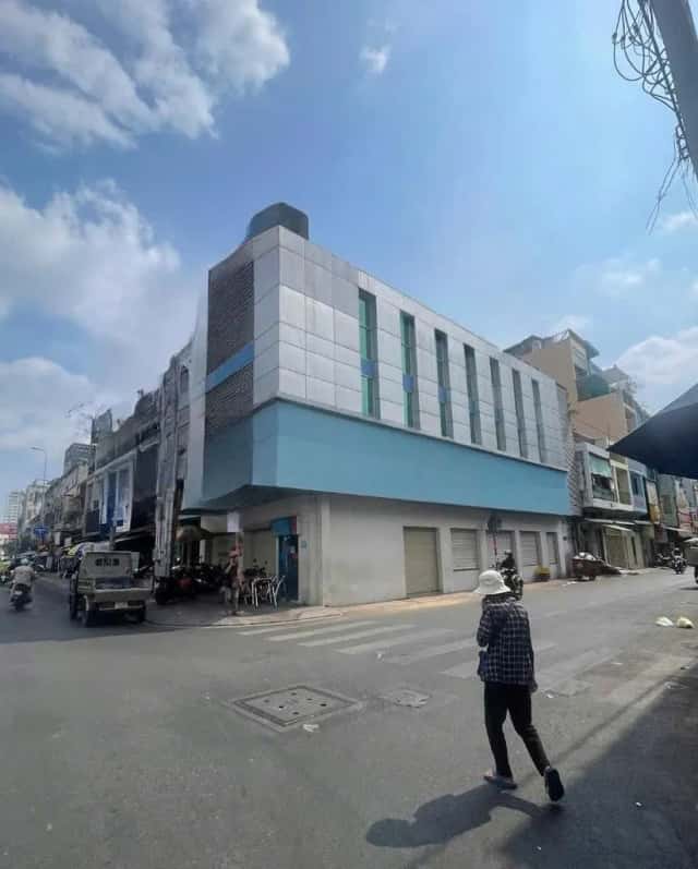 Cho thuê nhà mặt tiền Nguyễn Thái Học Quận 1, TP.HCM – giá 100 triệu Cho thuê nhà mặt tiền Nguyễn Thái Học Quận 1, TP.HCM – giá 100 triệu