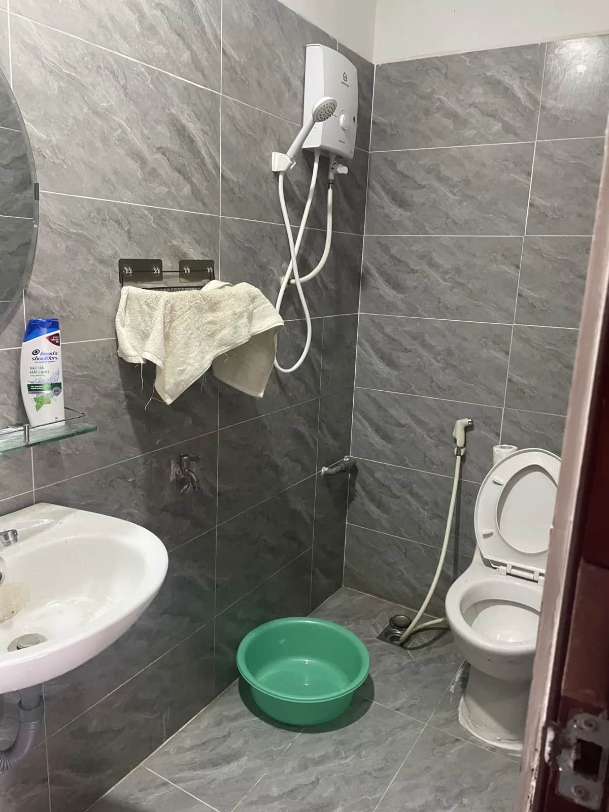 Cho thuê BĐS khác Đặng Văn Sâm Tân Bình, TP.HCM – giá 4.9 triệu Cho thuê BĐS khác Đặng Văn Sâm Tân Bình, TP.HCM – giá 4.9 triệu