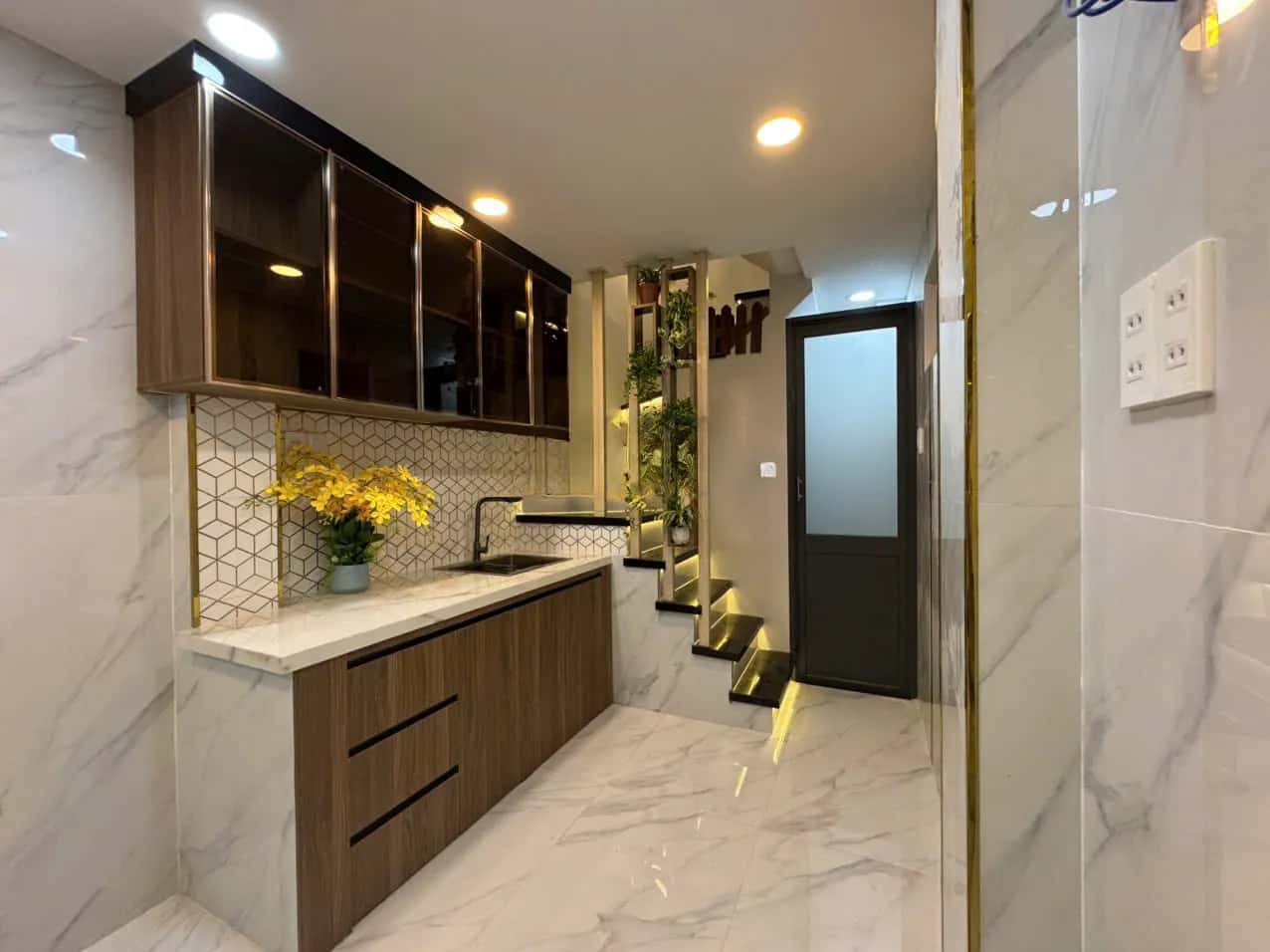 Bán nhà hẻm Bình Tiên Quận 6, TP.HCM – 2 phòng ngủ, giá 3 tỷ — Hình 2 Bán nhà hẻm Bình Tiên Quận 6, TP.HCM – 2 phòng ngủ, giá 3 tỷ — Hình 2