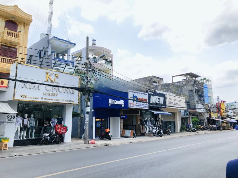 Main image Main image