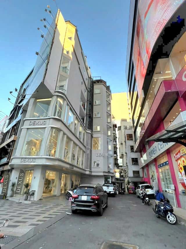 Bán nhà hẻm Nguyễn Trãi Quận 1, TP.HCM – giá 110 tỷ Bán nhà hẻm Nguyễn Trãi Quận 1, TP.HCM – giá 110 tỷ