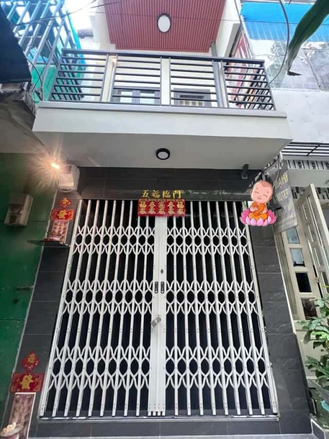 Bán nhà hẻm Bis Lạc Long Quân Quận 11, TP.HCM – 2 phòng ngủ, giá 4.2 tỷ Bán nhà hẻm Bis Lạc Long Quân Quận 11, TP.HCM – 2 phòng ngủ, giá 4.2 tỷ
