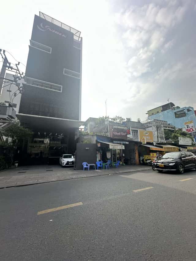 Bán nhà mặt tiền Nguyễn Văn Đậu Quận Bình Thạnh, TP.HCM – giá 160 tỷ Bán nhà mặt tiền Nguyễn Văn Đậu Quận Bình Thạnh, TP.HCM – giá 160 tỷ