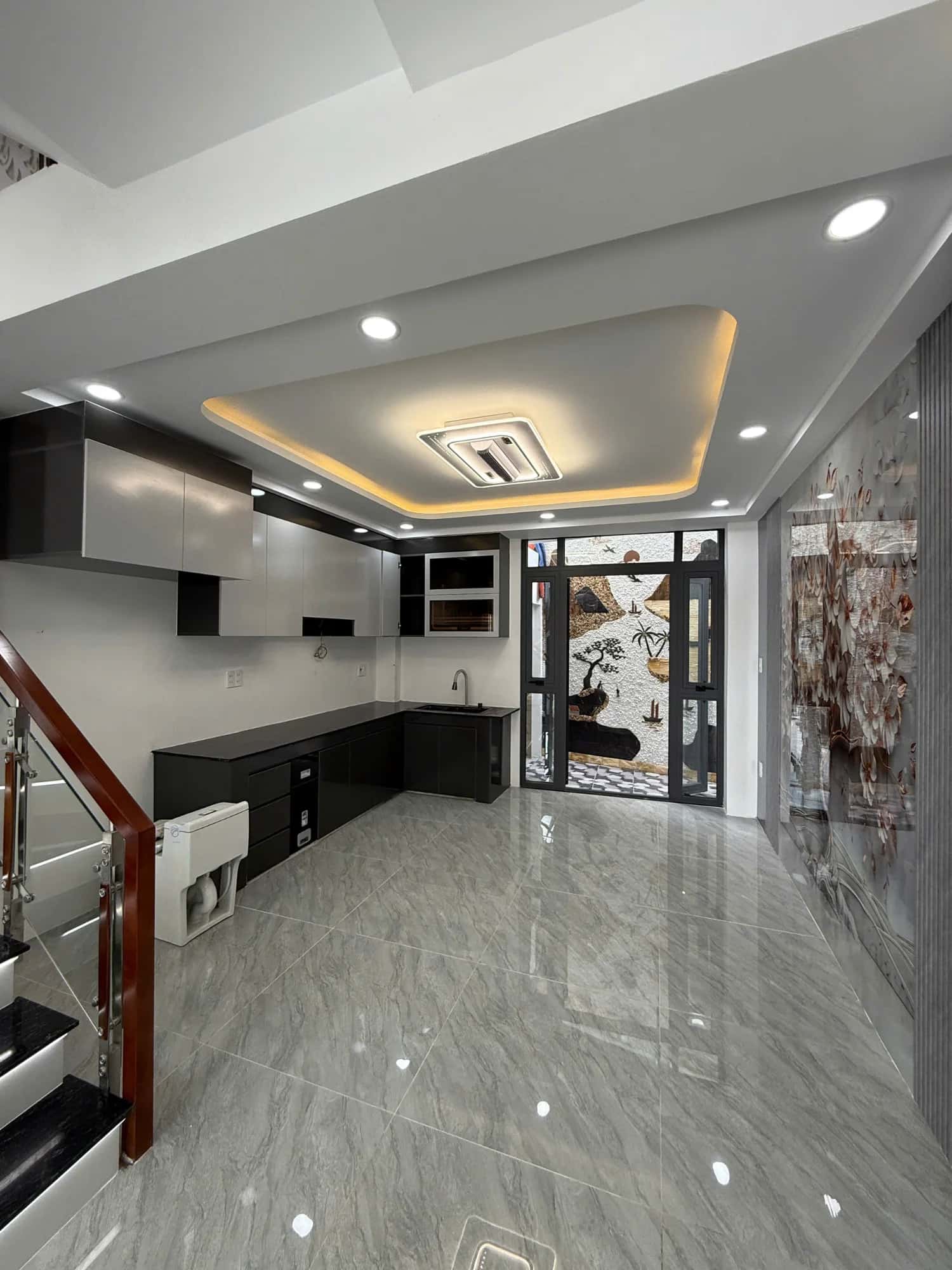 Bán nhà hẻm 688/2/5/1 Kinh Dương Vương Quận Bình Tân, TP.HCM – 4 phòng ngủ, giá 7.8 tỷ — Hình 2 Bán nhà hẻm 688/2/5/1 Kinh Dương Vương Quận Bình Tân, TP.HCM – 4 phòng ngủ, giá 7.8 tỷ — Hình 2