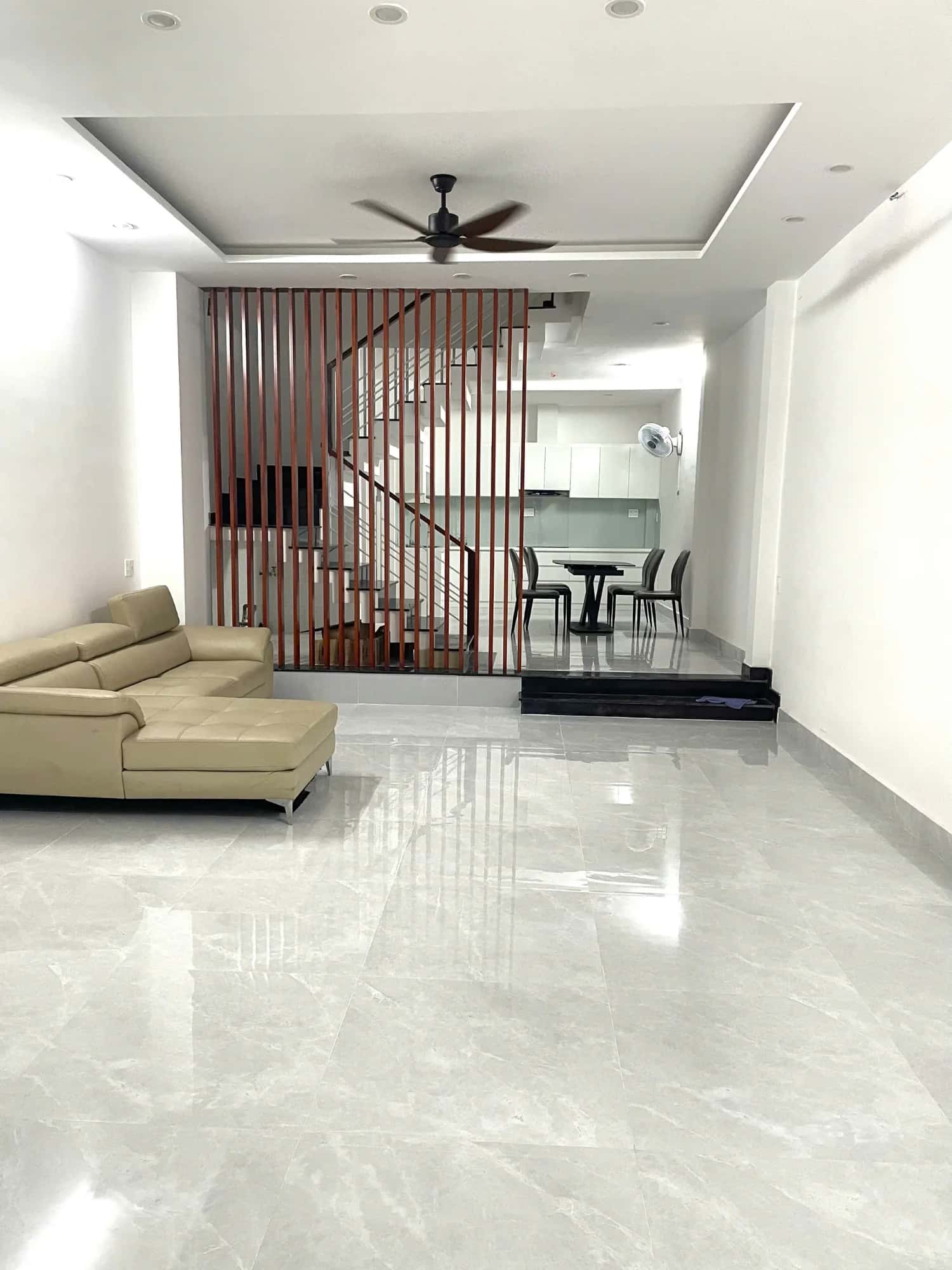 Bán nhà hẻm 61/35 BÌnh Giã Quận Tân Bình, TP.HCM – 2 phòng ngủ, giá 14.5 tỷ — Hình 3 Bán nhà hẻm 61/35 BÌnh Giã Quận Tân Bình, TP.HCM – 2 phòng ngủ, giá 14.5 tỷ — Hình 3