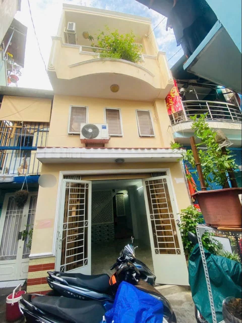 Bán nhà hẻm 100/7/66 Lê Quang Định Quận Bình Thạnh, TP.HCM – 4 phòng ngủ, giá 4.7 tỷ Bán nhà hẻm 100/7/66 Lê Quang Định Quận Bình Thạnh, TP.HCM – 4 phòng ngủ, giá 4.7 tỷ