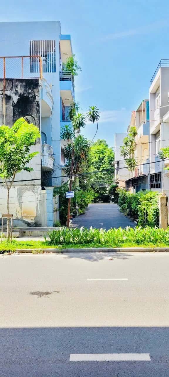 Bán nhà hẻm Hoàng Hoa Thám Quận Tân Bình, TP.HCM – 2 phòng ngủ, giá 21.5 tỷ — Hình 2 Bán nhà hẻm Hoàng Hoa Thám Quận Tân Bình, TP.HCM – 2 phòng ngủ, giá 21.5 tỷ — Hình 2