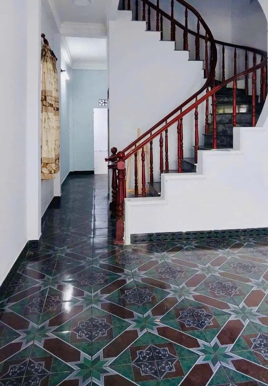 Bán nhà hẻm Hoàng Hoa Thám Quận Tân Bình, TP.HCM – 2 phòng ngủ, giá 21.5 tỷ — Hình 3 Bán nhà hẻm Hoàng Hoa Thám Quận Tân Bình, TP.HCM – 2 phòng ngủ, giá 21.5 tỷ — Hình 3