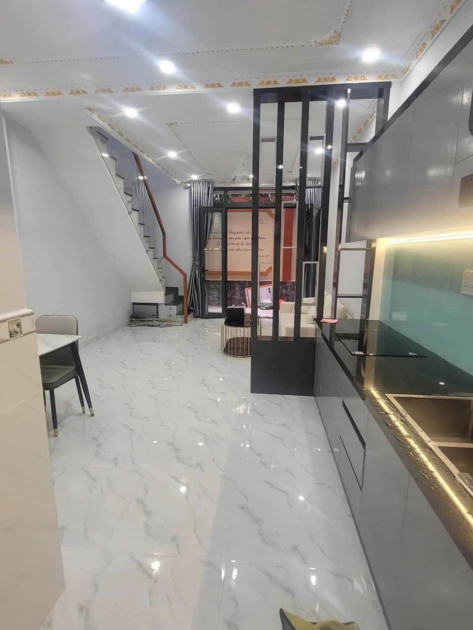 Bán nhà hẻm 2/27 Bùi Thế Mỹ Quận Tân Bình, TP.HCM – 2 phòng ngủ, giá 4.7 tỷ — Hình 3 Bán nhà hẻm 2/27 Bùi Thế Mỹ Quận Tân Bình, TP.HCM – 2 phòng ngủ, giá 4.7 tỷ — Hình 3