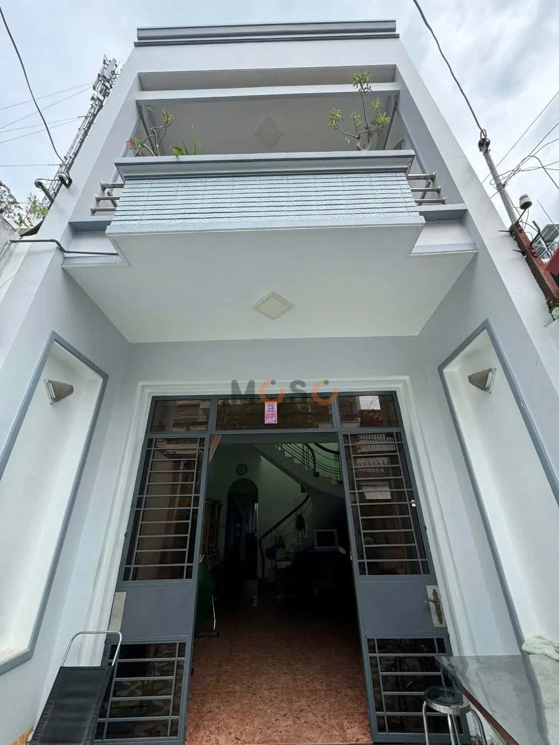 Bán nhà mặt tiền  đường số 37 Quận 7, TP.HCM – 3 phòng ngủ, giá 13.9 tỷ — Hình 2
