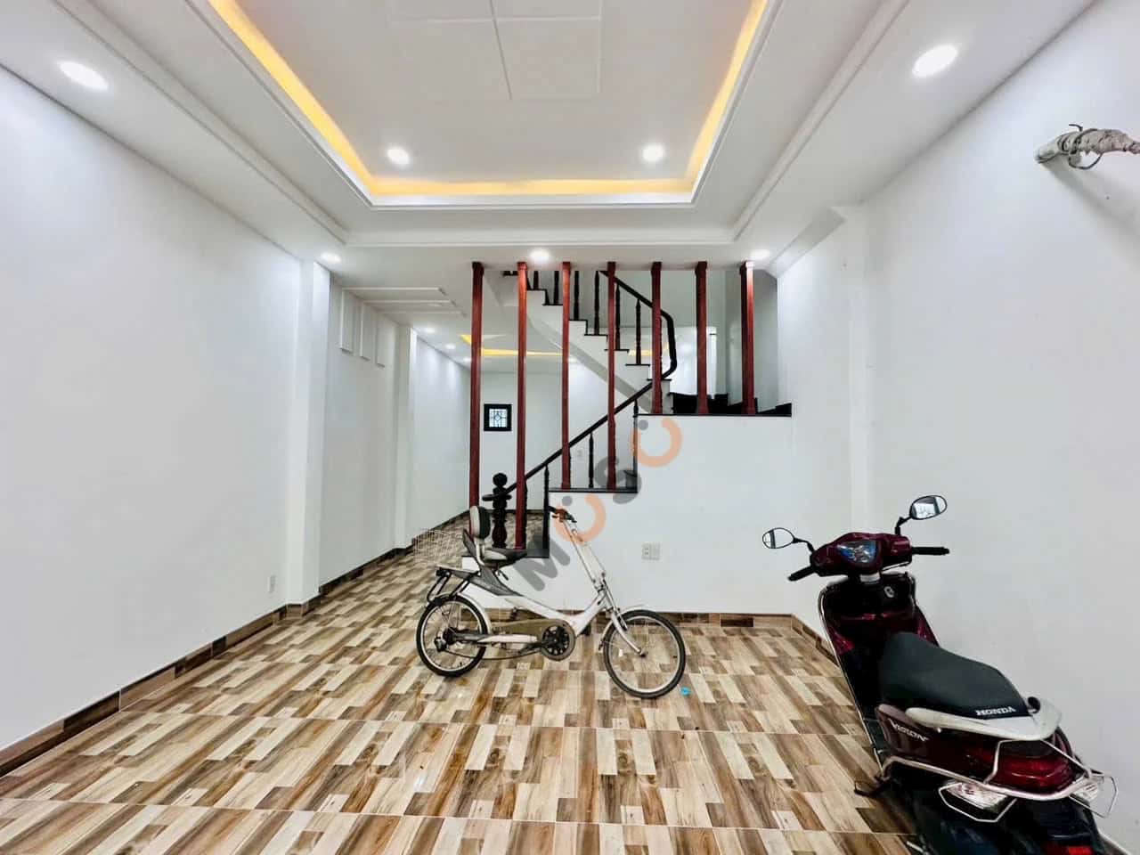 Bán nhà mặt tiền 39/19/10 Thạnh Xuân 52, khu phố 3 Quận 12, TP.HCM – 4 phòng ngủ, giá 4.7 tỷ — Hình 2