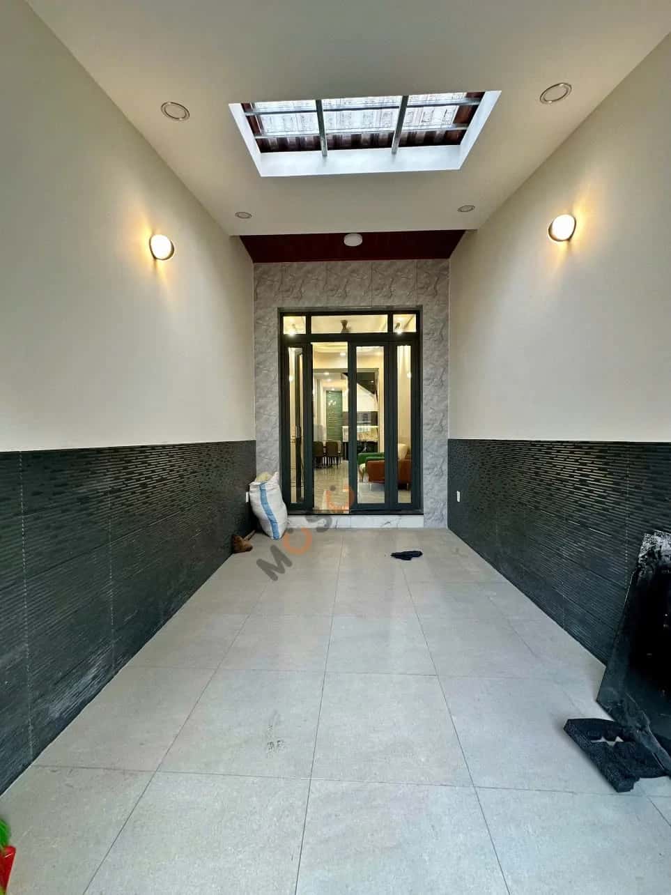 Bán nhà mặt tiền Dã Tượng Quận 8, TP.HCM – 6 phòng ngủ, giá 10.5 tỷ — Hình 2 Bán nhà mặt tiền Dã Tượng Quận 8, TP.HCM – 6 phòng ngủ, giá 10.5 tỷ — Hình 2
