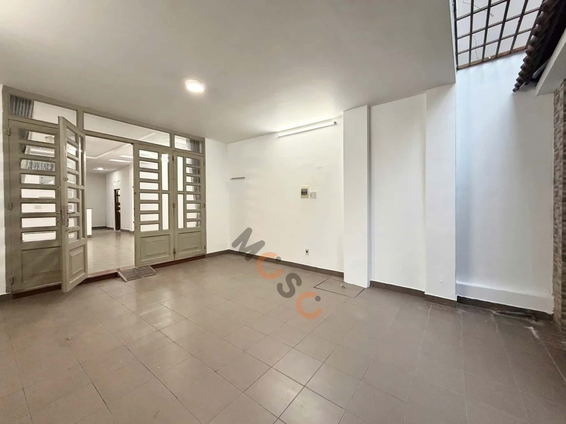 Bán nhà hẻm 479/12 Đường Nguyễn Kiệm Quận Phú Nhuận, TP.HCM – 3 phòng ngủ, giá 11 tỷ — Hình 3 Bán nhà hẻm 479/12 Đường Nguyễn Kiệm Quận Phú Nhuận, TP.HCM – 3 phòng ngủ, giá 11 tỷ — Hình 3
