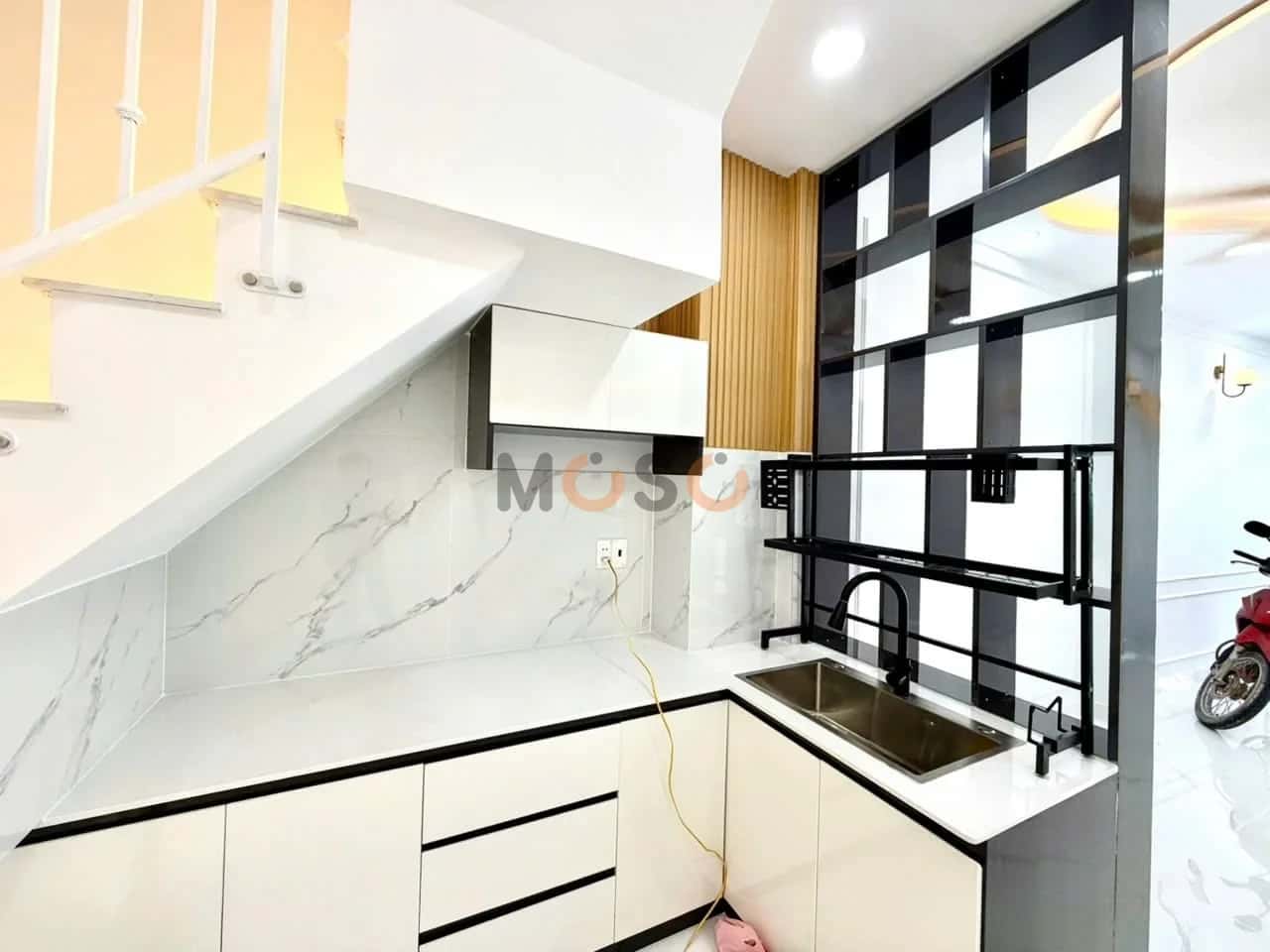 Bán nhà mặt tiền Đoàn Văn Bơ Quận 4, TP.HCM – 3 phòng ngủ, giá 9.5 tỷ — Hình 3
