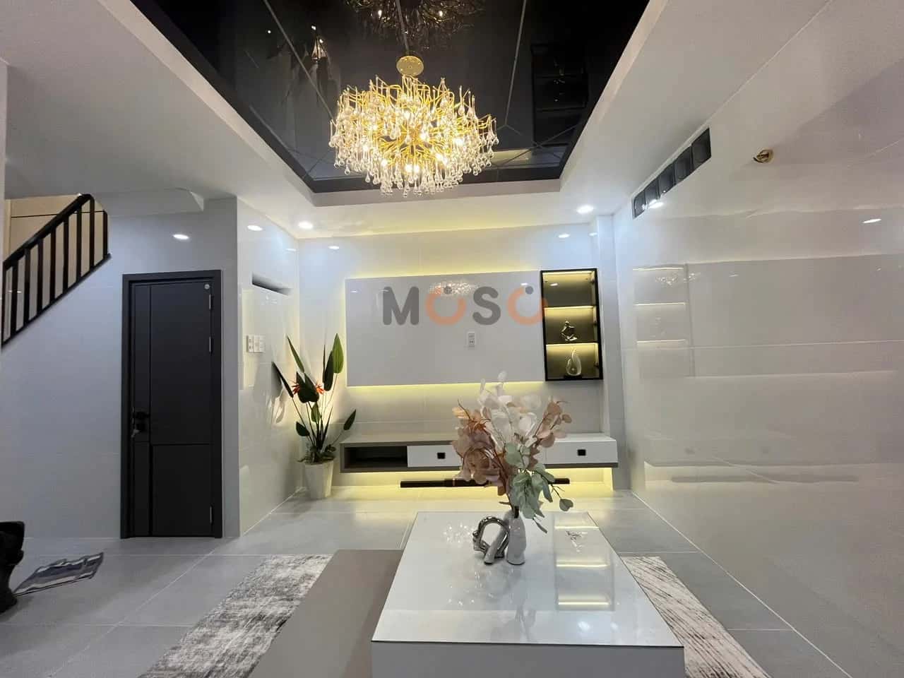 Bán nhà hẻm 106B/125 Lạc Long Quân Quận 11, TP.HCM – 4 phòng ngủ, giá 8.7 tỷ — Hình 3 Bán nhà hẻm 106B/125 Lạc Long Quân Quận 11, TP.HCM – 4 phòng ngủ, giá 8.7 tỷ — Hình 3