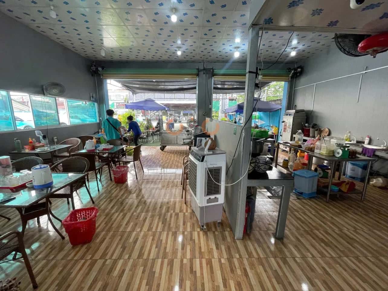 Cho thuê nhà mặt tiền 976 Lê Văn Khương Huyện Hóc Môn, TP.HCM – giá 25 triệu — Hình 3 Cho thuê nhà mặt tiền 976 Lê Văn Khương Huyện Hóc Môn, TP.HCM – giá 25 triệu — Hình 3