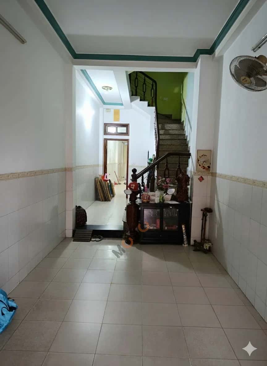 Bán nhà mặt tiền Đường Nguyễn Giản Thanh Quận 10, TP.HCM – 4 phòng ngủ, giá 15.6 tỷ - ảnh 2