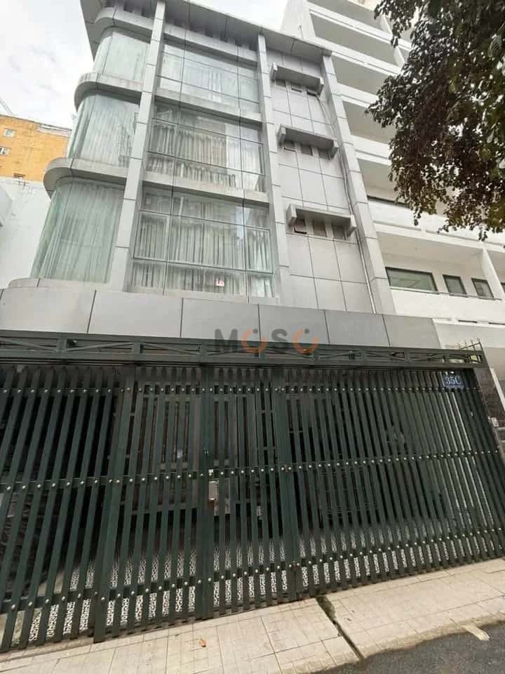 Bán nhà hẻm Đường Nguyễn Trung Trực Quận 1, TP.HCM – 8 phòng ngủ, giá 142 tỷ