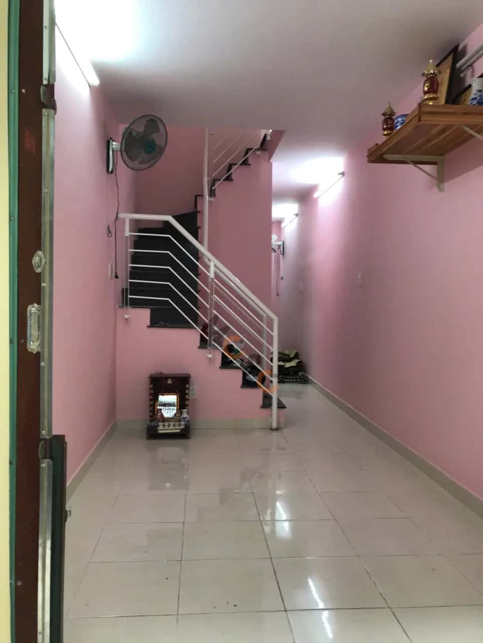Bán nhà hẻm 303/10 Bến Vân Đồn Quận 4, TP.HCM – 2 phòng ngủ, giá 4.2 tỷ — Hình 2 Bán nhà hẻm 303/10 Bến Vân Đồn Quận 4, TP.HCM – 2 phòng ngủ, giá 4.2 tỷ — Hình 2