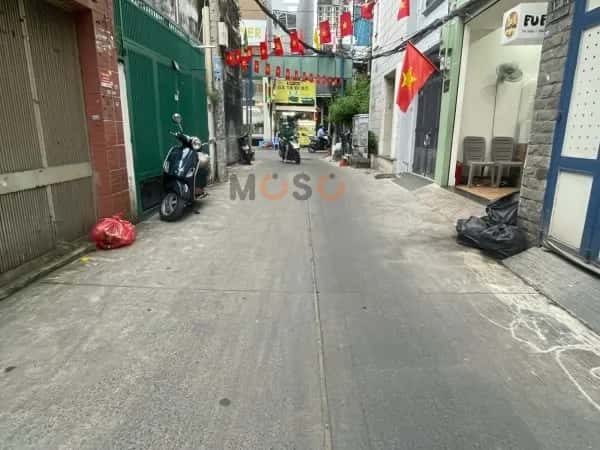 Bán nhà hẻm 130/4 Hồ Bá Kiện Quận 10, TP.HCM – 2 phòng ngủ, giá 13.5 tỷ — Hình 3 Bán nhà hẻm 130/4 Hồ Bá Kiện Quận 10, TP.HCM – 2 phòng ngủ, giá 13.5 tỷ — Hình 3
