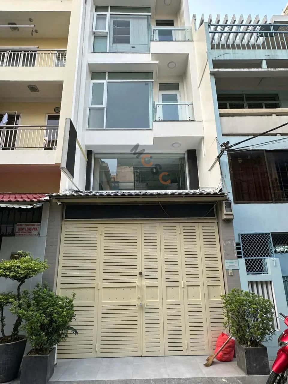Bán nhà hẻm Đường Sư Vạn Hạnh Quận 10, TP.HCM – 4 phòng ngủ, giá 27 tỷ - ảnh 1