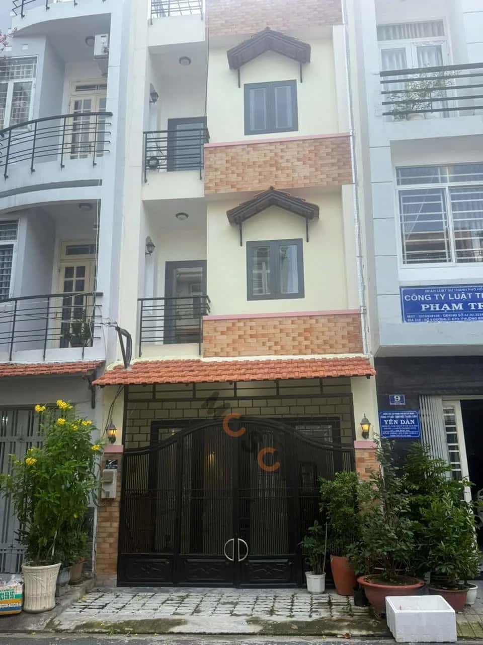 Bán nhà mặt tiền đường số 5 Quận 7, TP.HCM – 4 phòng ngủ, giá 10.5 tỷ