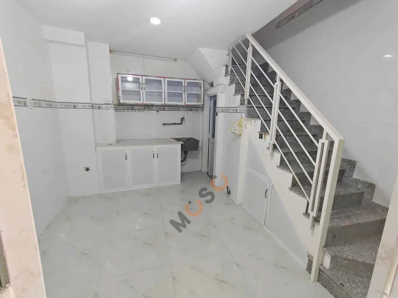 Bán nhà hẻm  Nguyên Hồng Quận Gò Vấp, TP.HCM – 2 phòng ngủ, giá 2 tỷ