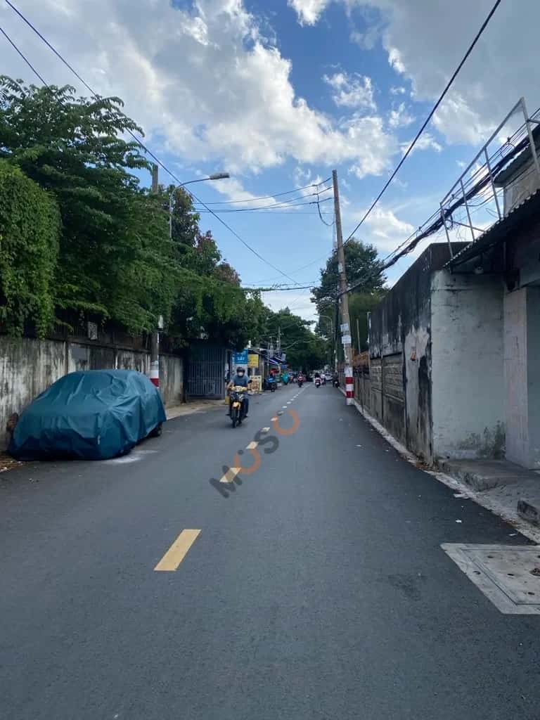 Cho thuê nhà hẻm đường Số 5 Thành phố Thủ Đức, TP.HCM – 2 phòng ngủ, giá 13 triệu — Hình 3 Cho thuê nhà hẻm đường Số 5 Thành phố Thủ Đức, TP.HCM – 2 phòng ngủ, giá 13 triệu — Hình 3